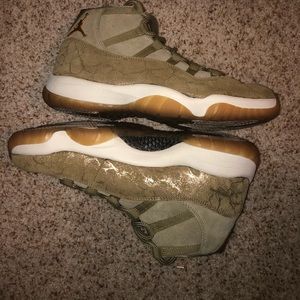 Retro Jordan 11 neutral olive